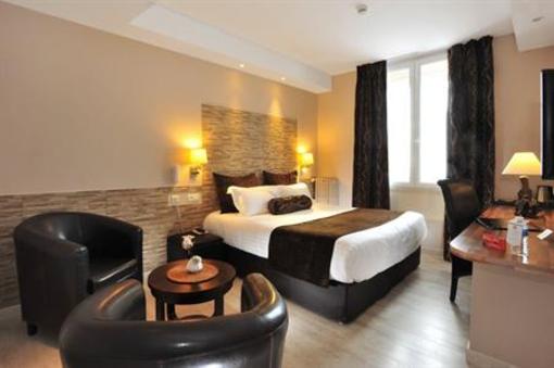 фото отеля Citotel Les Voyageurs Hotel Fougeres