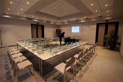 фото отеля Continental Forum Oradea