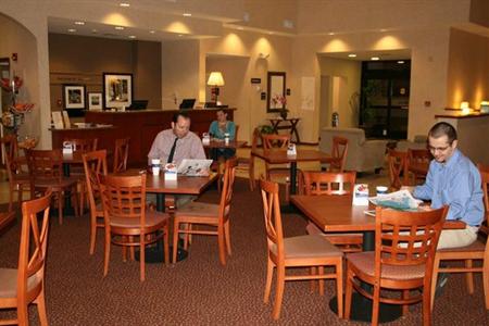фото отеля Hampton Inn & Suites Phoenix Airport South