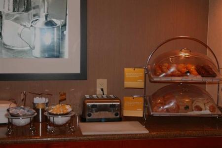 фото отеля Hampton Inn & Suites Phoenix Airport South