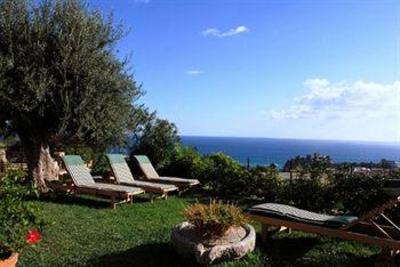 фото отеля Residence Santa Barbara Cefalu