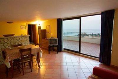 фото отеля Residence Santa Barbara Cefalu