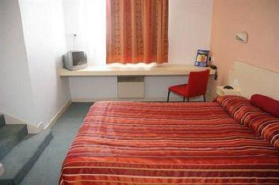 фото отеля Hotel Akena Rillieux La Pape