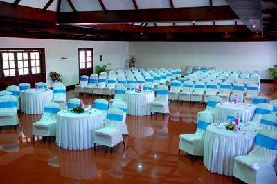 фото отеля Lake Palace Resort Alleppey