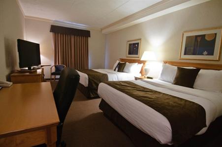 фото отеля BEST WESTERN Inn On The Bay