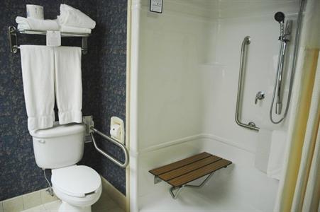фото отеля BEST WESTERN Inn On The Bay