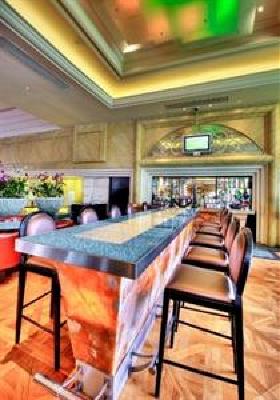 фото отеля Cinnamon Grand Colombo