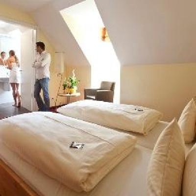 фото отеля Akzent Hotel Goldner Stern Muggendorf
