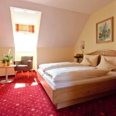 фото отеля Akzent Hotel Goldner Stern Muggendorf