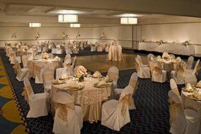 фото отеля Doubletree Pittsburgh/Monroeville Convention Center