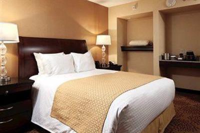фото отеля Doubletree Pittsburgh/Monroeville Convention Center