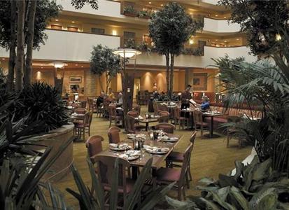 фото отеля Embassy Suites Hotel Albuquerque