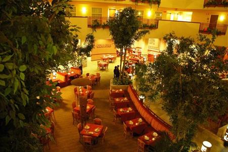 фото отеля Embassy Suites Hotel Albuquerque