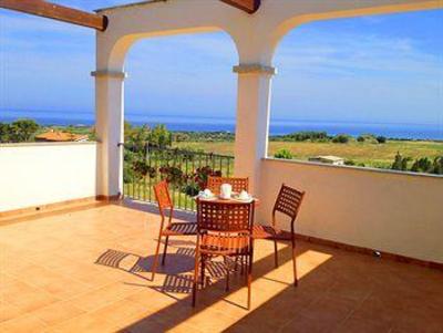 фото отеля Abbaidda Hotel Valledoria