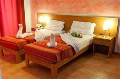 фото отеля Abbaidda Hotel Valledoria