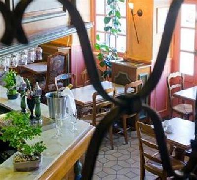 фото отеля Le Puits Dore Hotel Richelieu