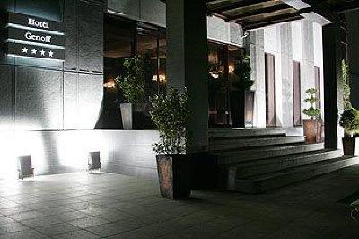 фото отеля Genoff Hotel