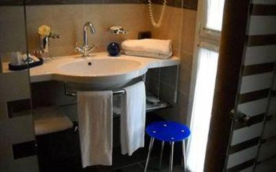 фото отеля Casa Albergo La Rocca