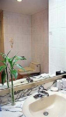 фото отеля Lotus Huatian Hotel