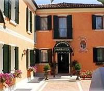фото отеля Residence Meuble' Cortina
