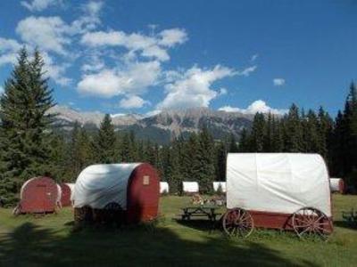фото отеля Beaverfoot Lodge