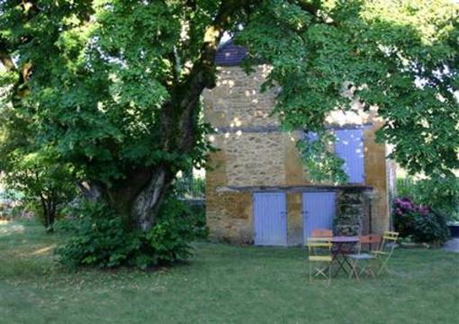фото отеля Les Hautes Claires - Chambres d'hotes et Centre d'Art Contemporain