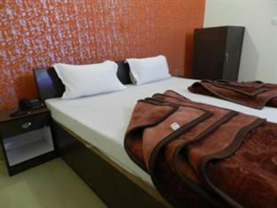 фото отеля Airport Hotel Raj Residency