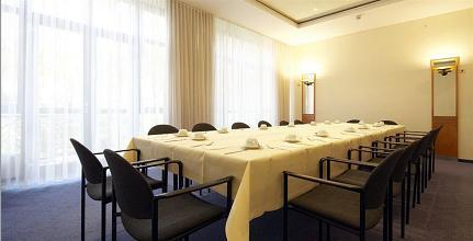 фото отеля InterCityHotel Magdeburg