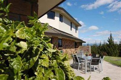 фото отеля Ohuka Place Homestay Whitianga