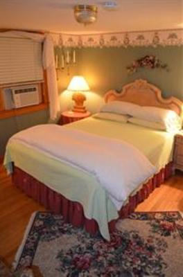 фото отеля Azalea Inn Bed and Breakfast