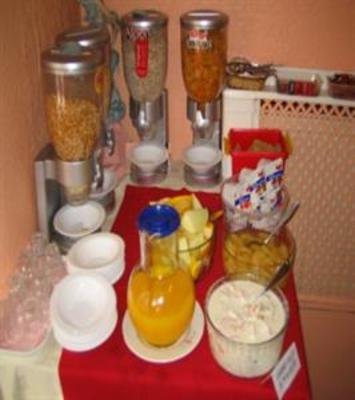 фото отеля Staymor Guest House
