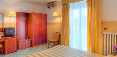 фото отеля Hotel Ristorante Il Caminetto Porto San Giorgio