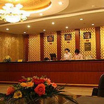 фото отеля Huayu Holiday Hotel