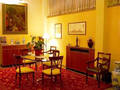 фото отеля Hotel Pico Mirandola