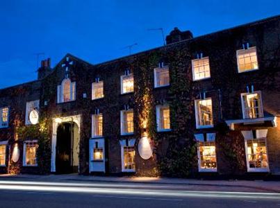 фото отеля The Talbot Inn Ripley