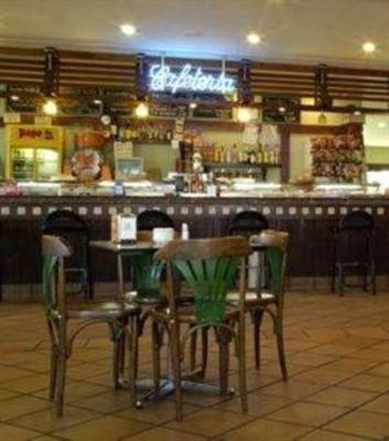 фото отеля Hotel Avis Alcolea
