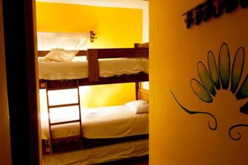 фото отеля Hostal San Fransiskuni
