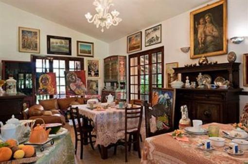 фото отеля Valmontone B&B