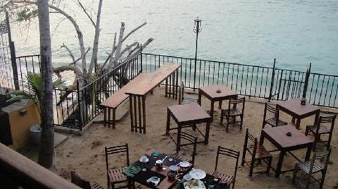 фото отеля Thaproban Beach House