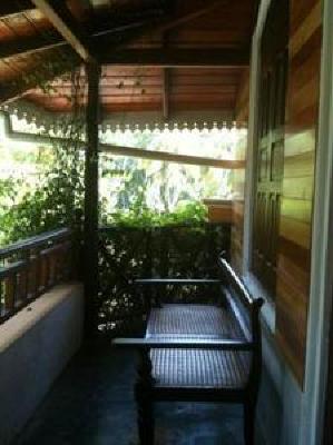 фото отеля Thaproban Beach House