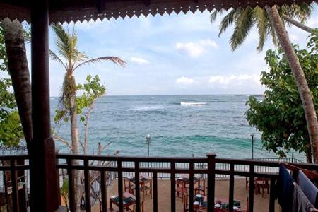 фото отеля Thaproban Beach House