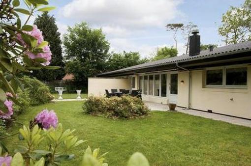 фото отеля Hornbaek Bed & Breakfast