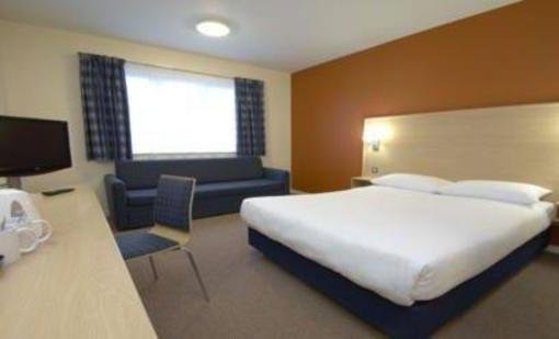 фото отеля Travelodge Shrewsbury Battlefield