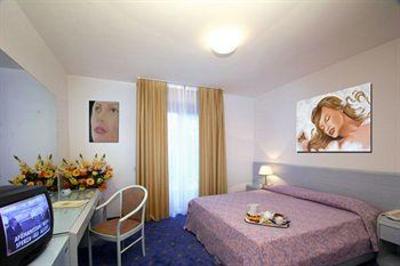 фото отеля Meridianus Hotel