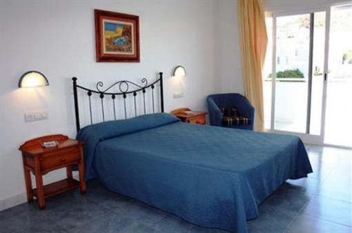 фото отеля Hostal Brisamar