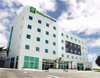 фото отеля Holiday Inn Express Guadalajara Sur Tlaquepaque