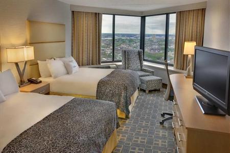 фото отеля Doubletree by Hilton Philadelphia Center City