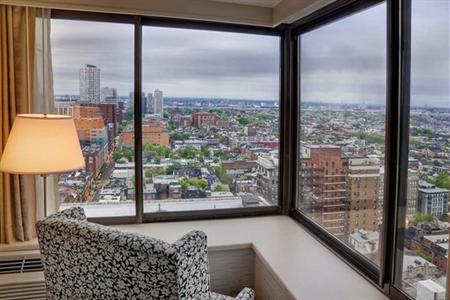 фото отеля Doubletree by Hilton Philadelphia Center City