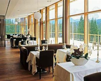 фото отеля Kranzbach Hotel Klais