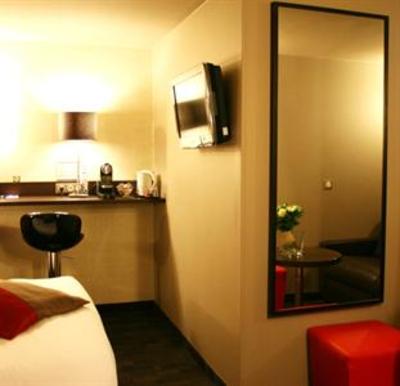 фото отеля Comfort Hotel Maubeuge